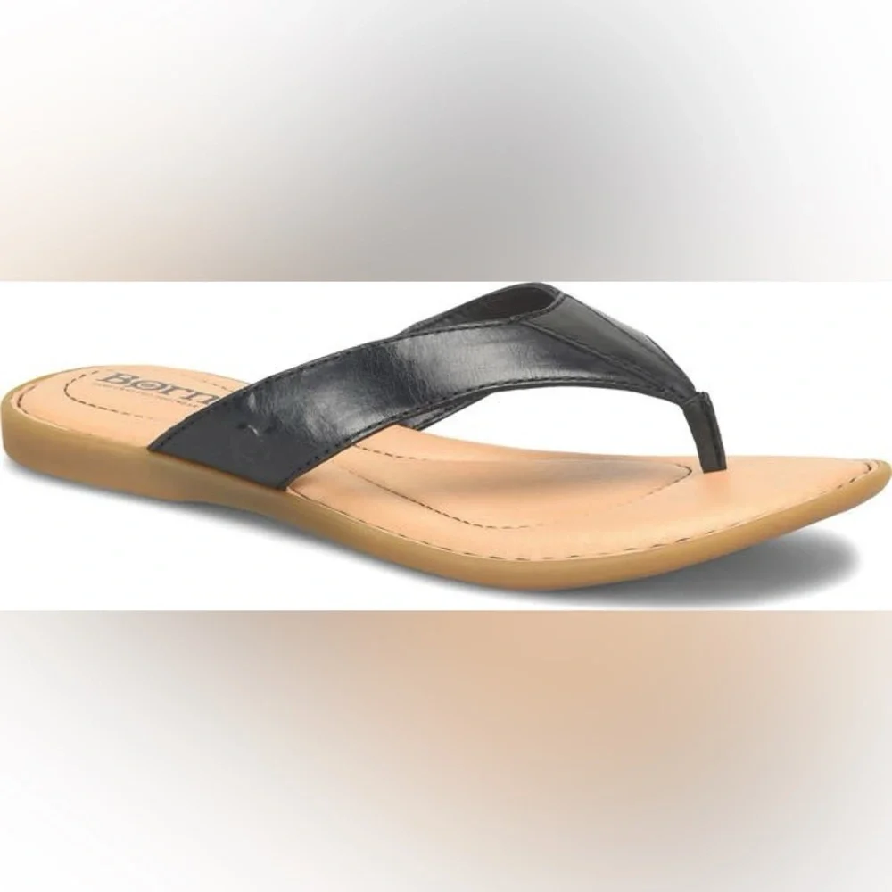 NWT Born Ciara Sandals